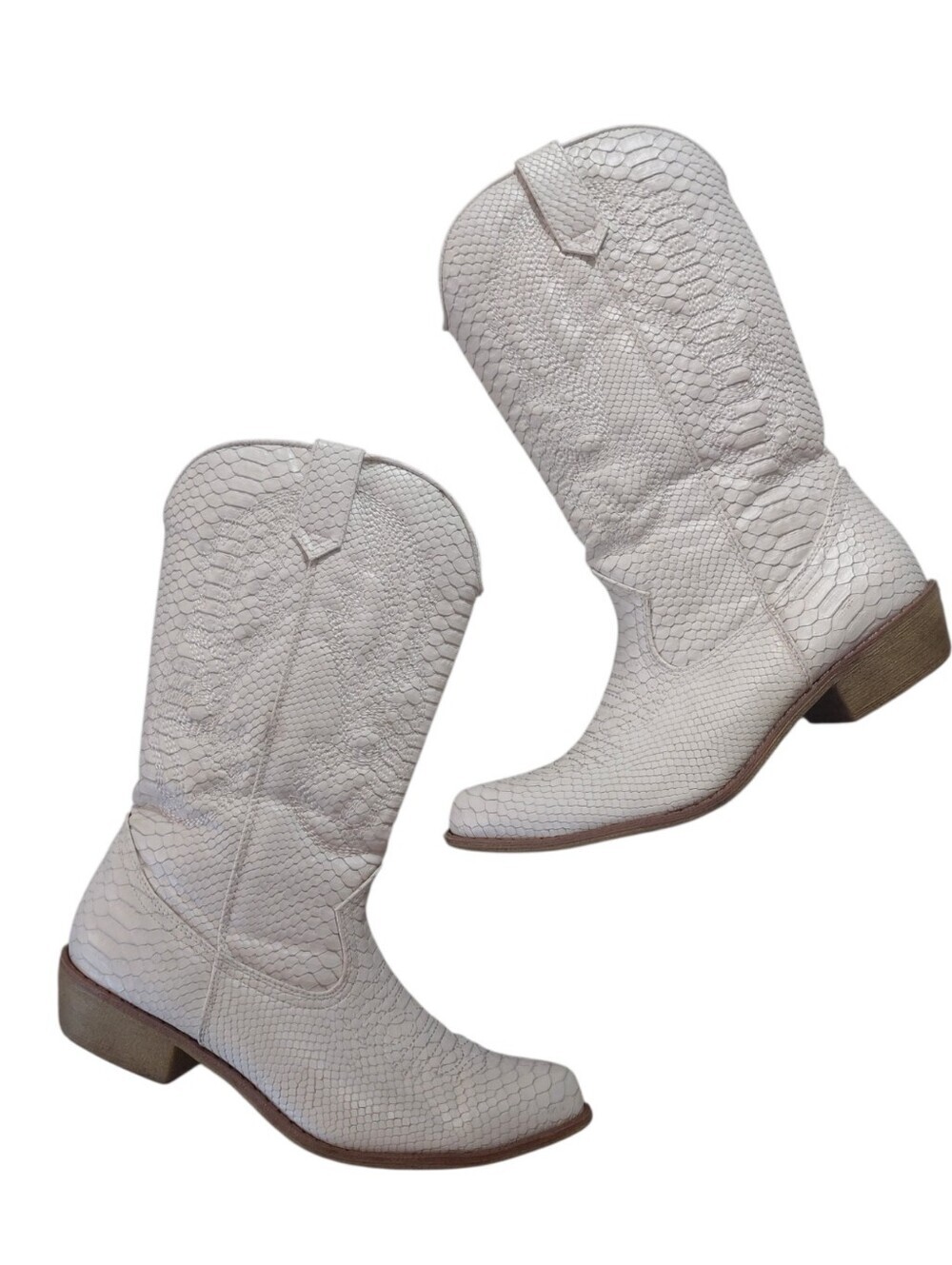 Coconuts Gaucho White Snake Embossed Cowboy Boots Size 6.5 Cowgirl Boots